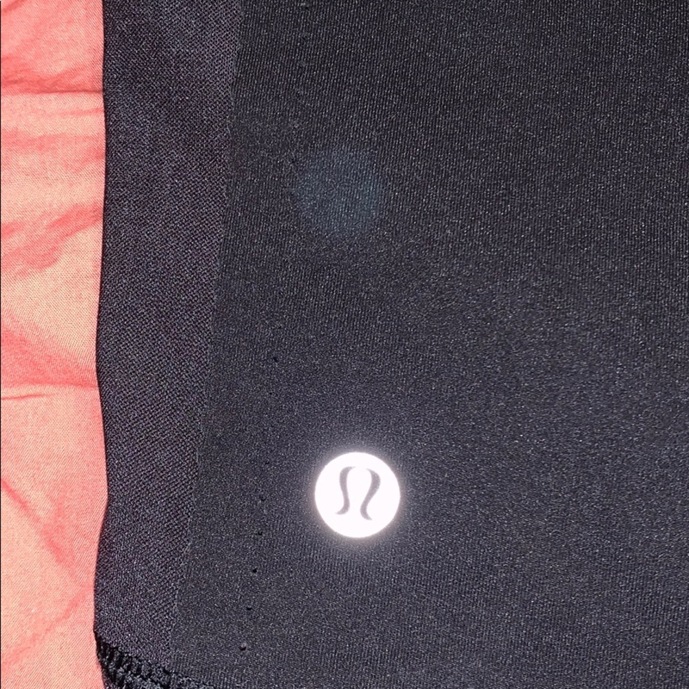 Lululemon smooth stride hot short 8 - Picture 7 of 8